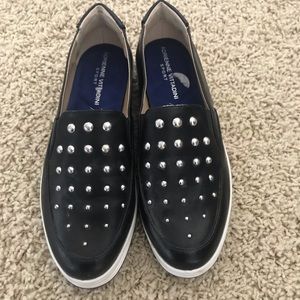 Adrienne Vittadini Women's Goldie Sneaker